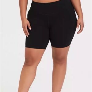 Torrid active wicking bike shorts